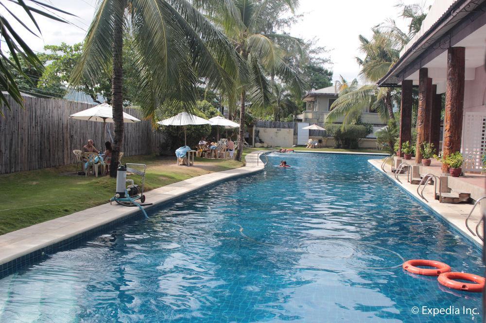 Wild Orchid Beach Resort Olongapo Ngoại thất bức ảnh