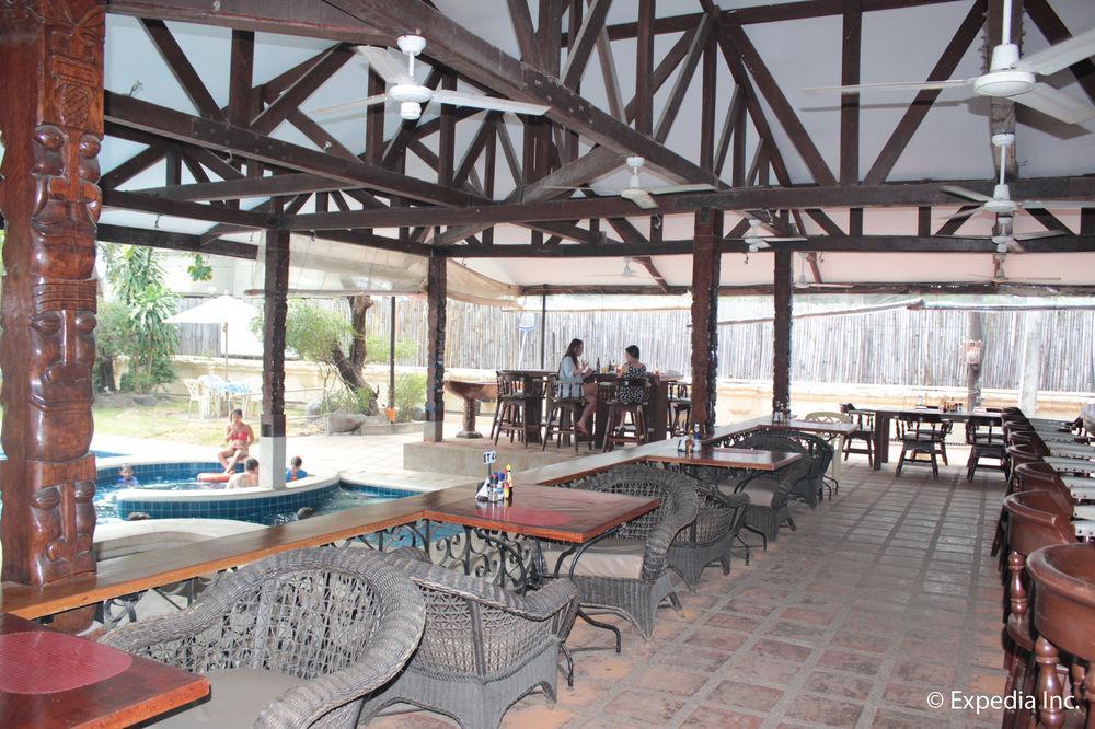Wild Orchid Beach Resort Olongapo Ngoại thất bức ảnh