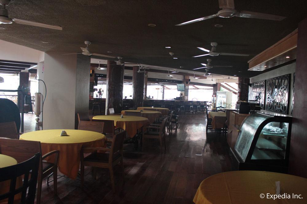 Wild Orchid Beach Resort Olongapo Ngoại thất bức ảnh