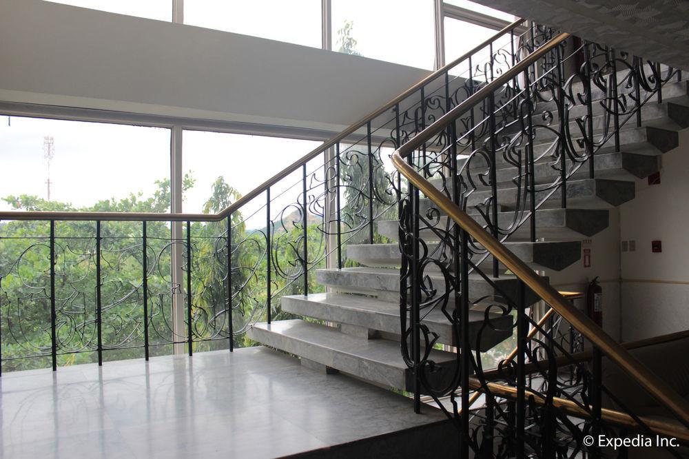 Wild Orchid Beach Resort Olongapo Ngoại thất bức ảnh