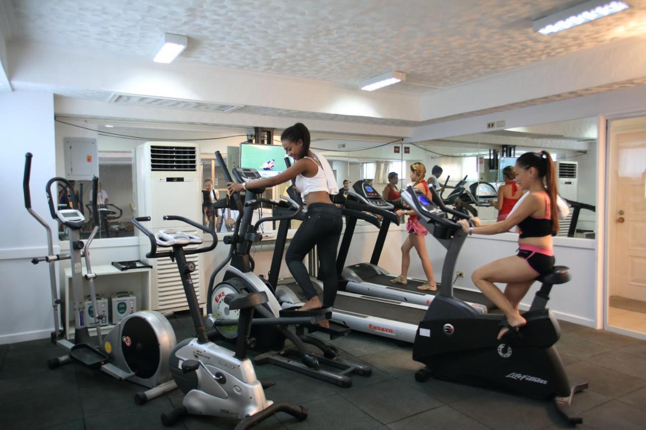 Wild Orchid Beach Resort Olongapo Ngoại thất bức ảnh